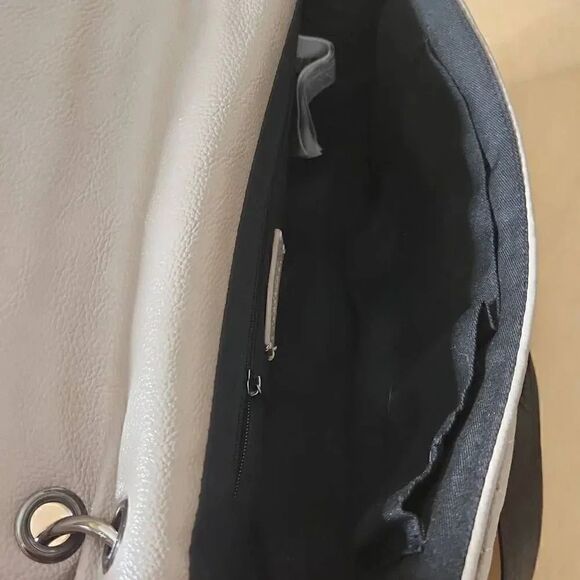 Forever 21 taupe quilted shoulder bag - Picture 7 of 8